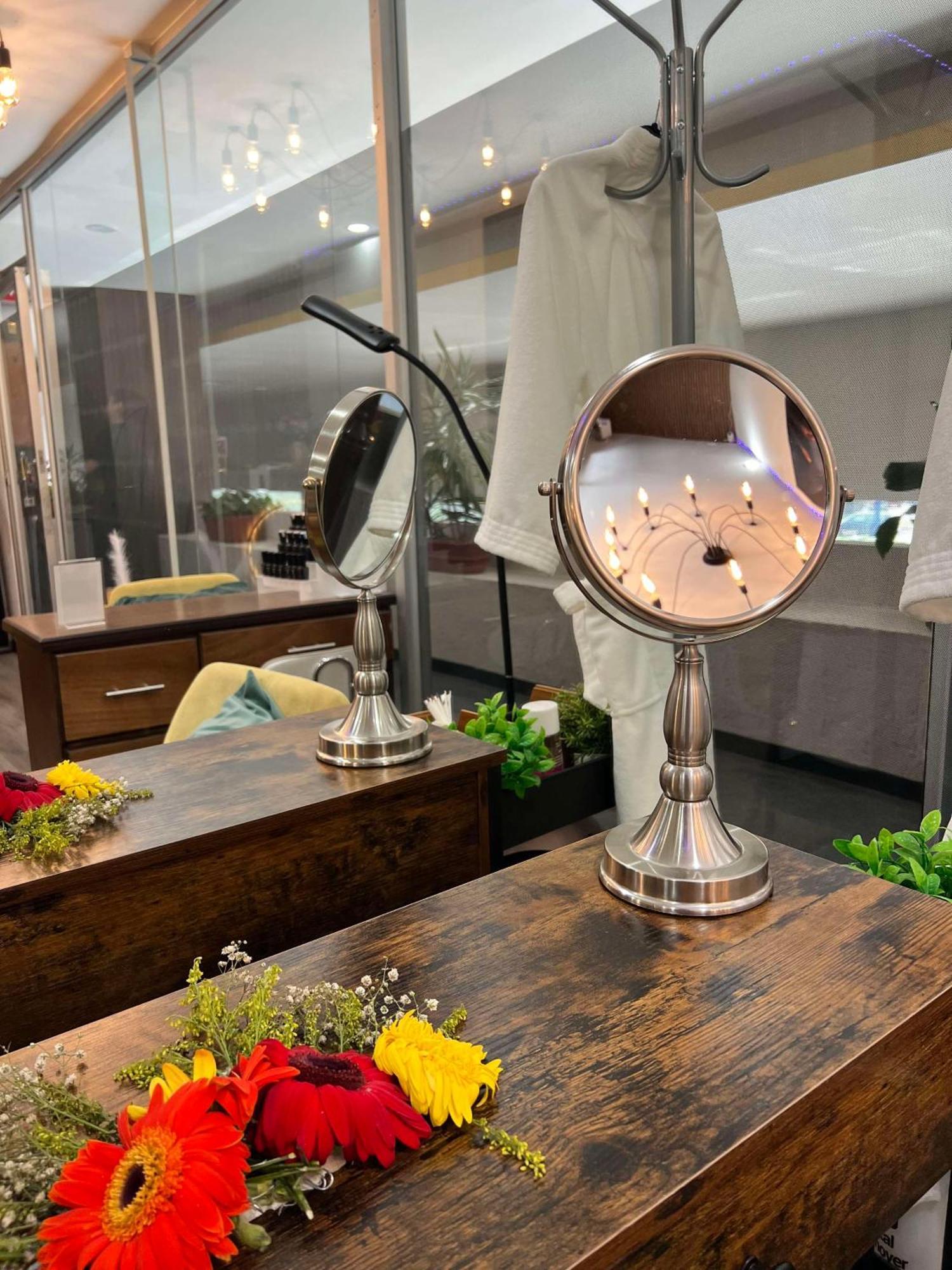 Grand Cantalagua Hotel Morelia, BW Signature Collection ภายนอก รูปภาพ A magnifying mirror