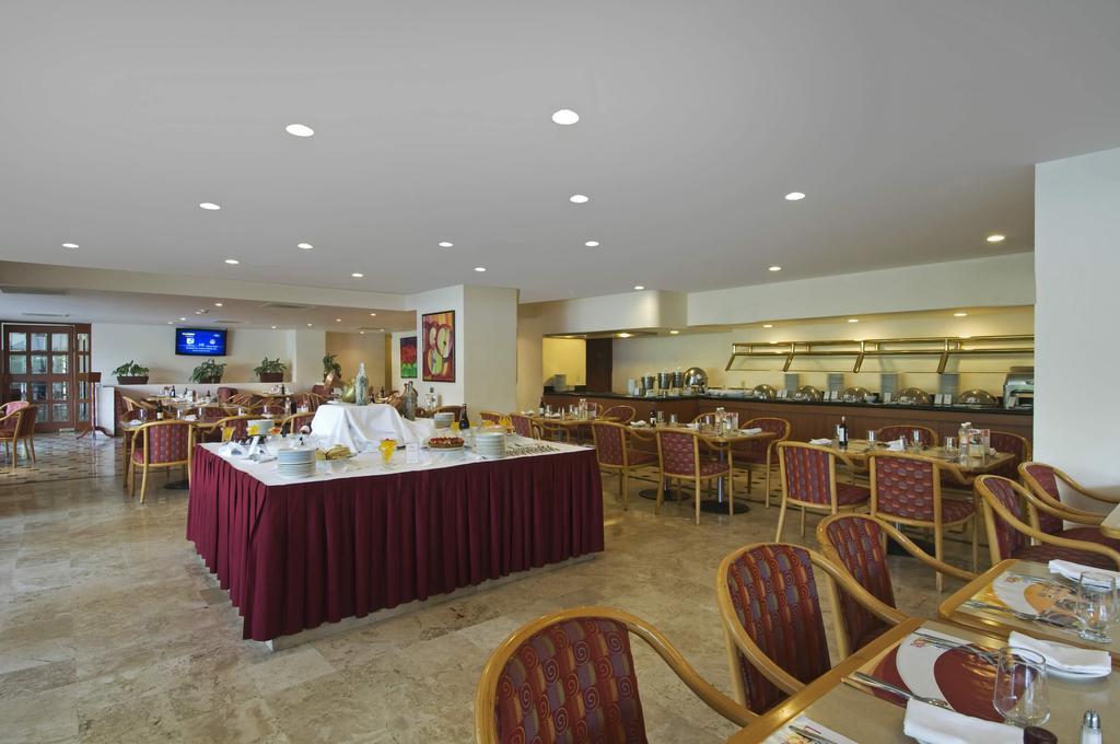 Grand Cantalagua Hotel Morelia, BW Signature Collection ร้านอาหาร รูปภาพ The restaurant