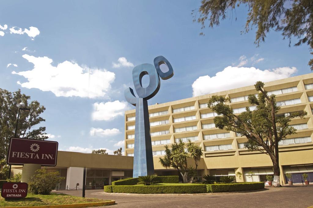 Grand Cantalagua Hotel Morelia, BW Signature Collection ภายนอก รูปภาพ The sculpture in 2018